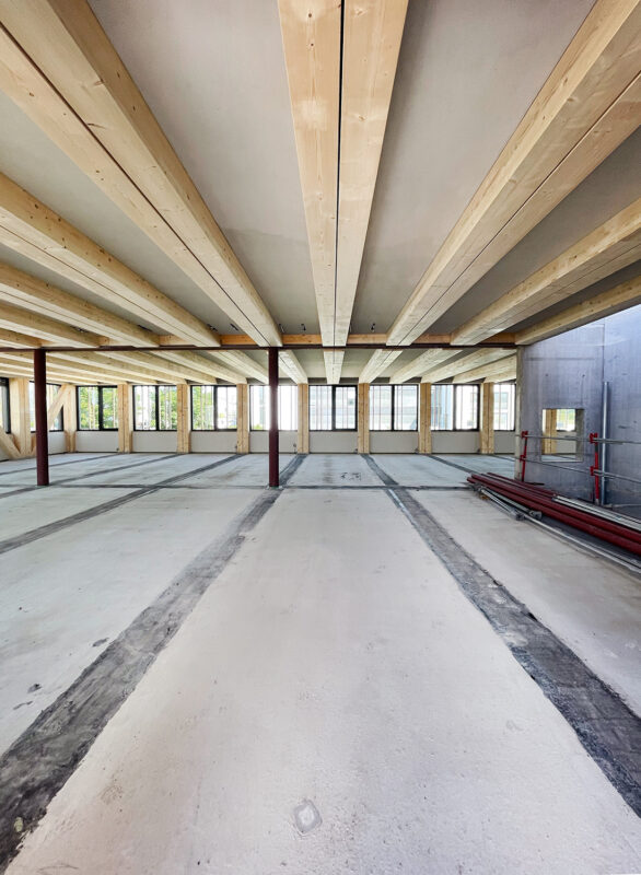 Innenansicht einer Baustelle von Holzbau Henz.