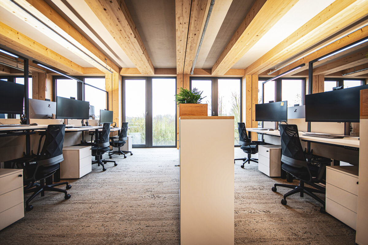 Büroräume des Bürogebäudes in Munsbach. Eine Referenz von Holzbau Henz.