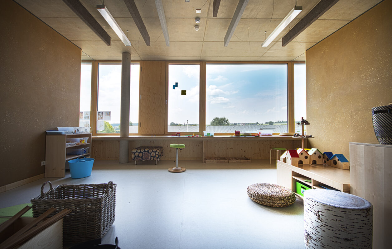 Innenansicht der Kita Angelsberg. Eine Referenz von Holzbau Henz.