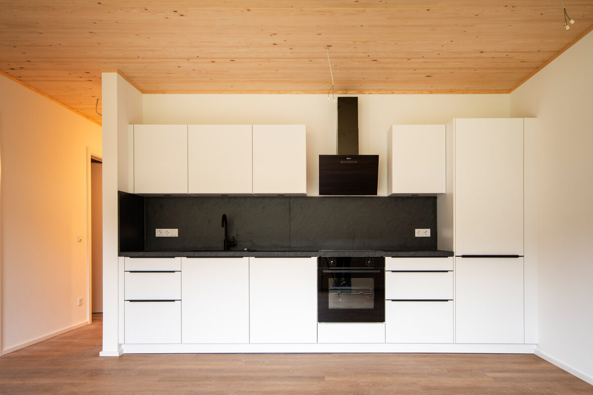 Küche im Mehrfamilienhaus. Eine Referenz von Holzbau Henz.